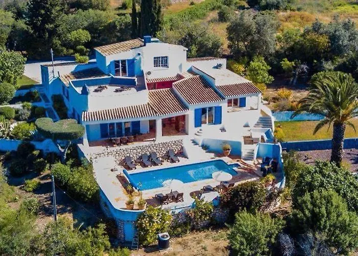Casa Montaza 4 Bedroom With Private Pool In Lagos