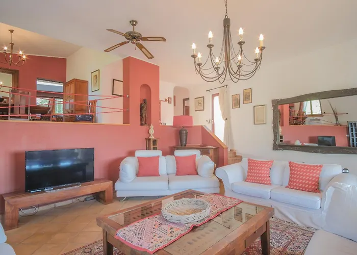 Casa Montaza 4 Bedroom With Private Pool In