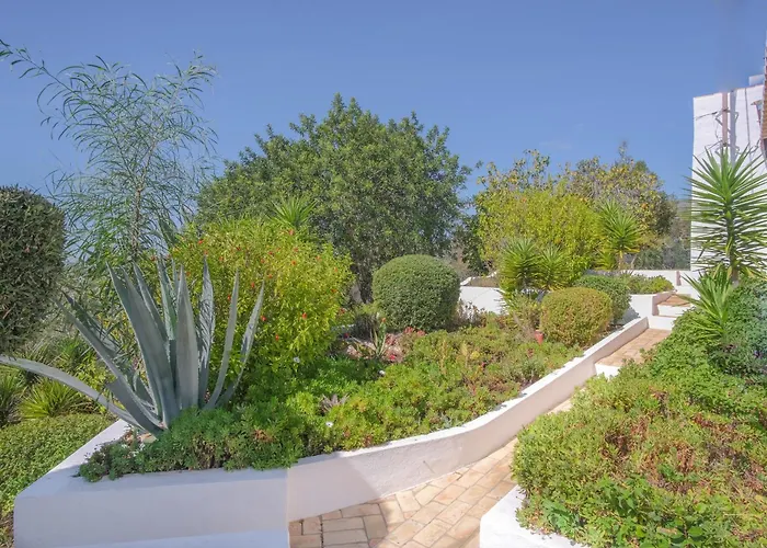 Casa Montaza 4 Bedroom With Private Pool In Lagos